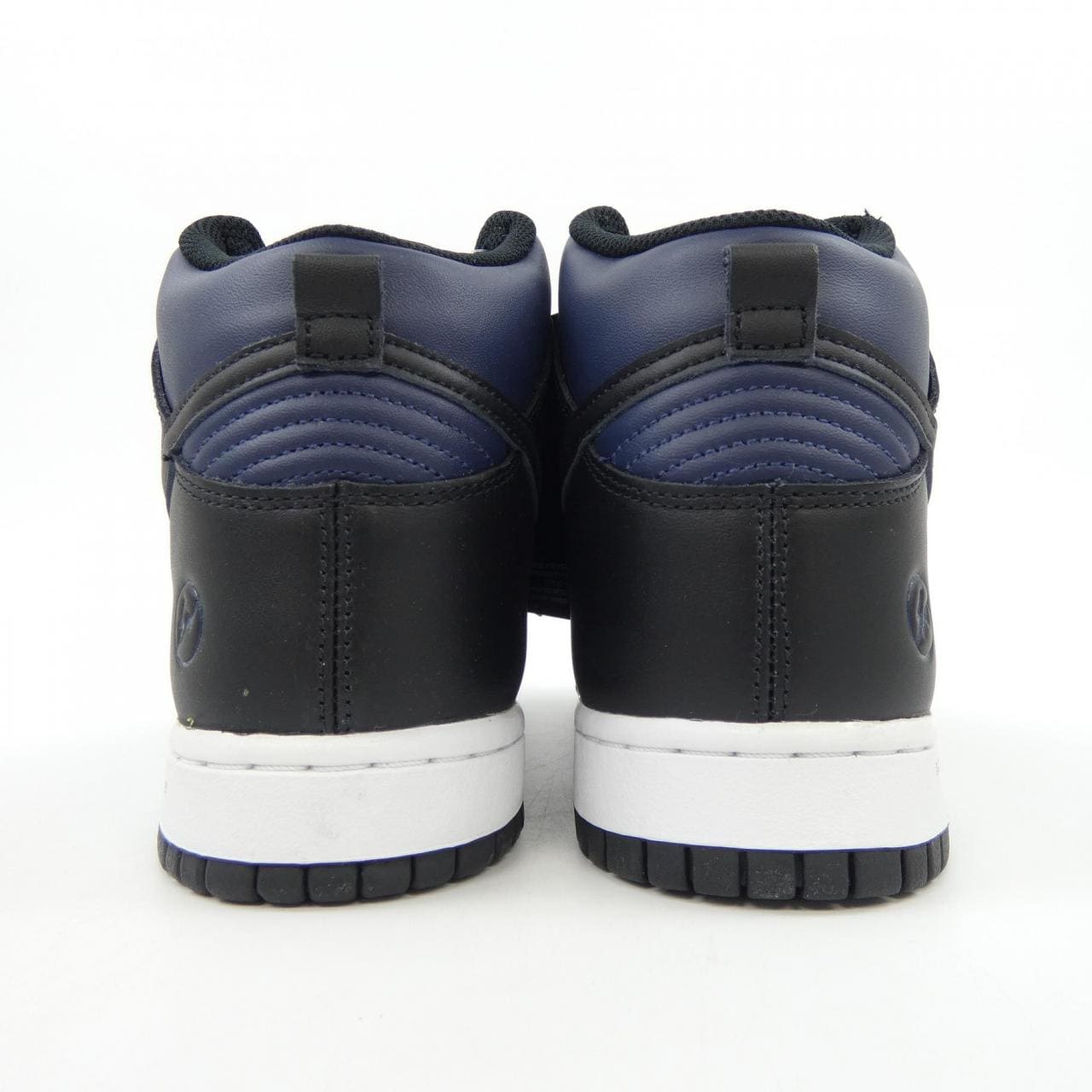 ナイキ NIKE DJ0383-400 スニーカー