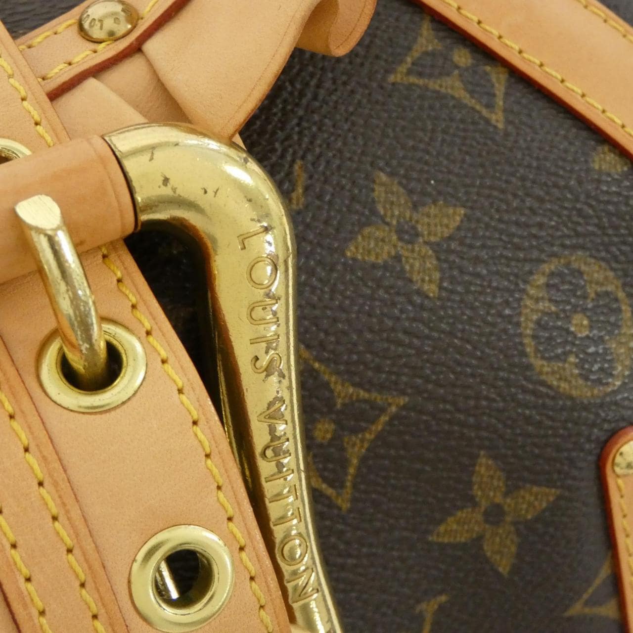 LOUIS VUITTON Monogram Leonor M92394 单肩包