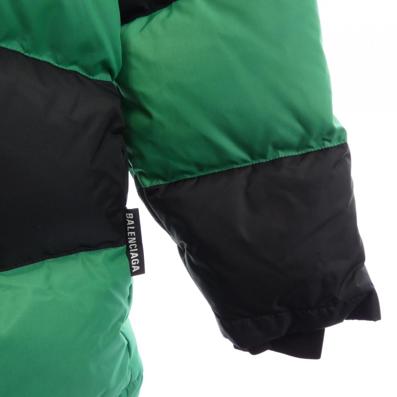 バレンシアガ BALENCIAGA 533912 TBQ03 ダウンジャケット