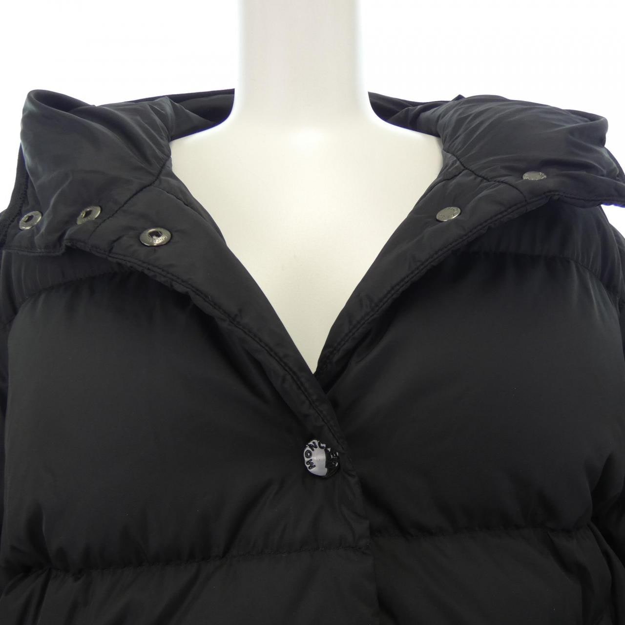 モンクレール MONCLER ダウンジャケット