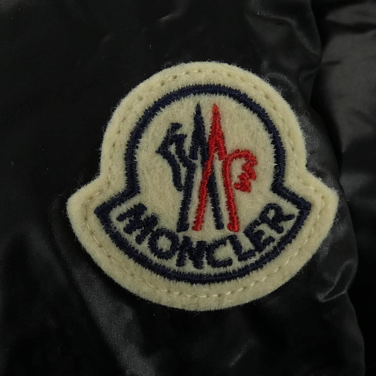 モンクレール MONCLER 539AQ SERIGNAN ダウンジャケット