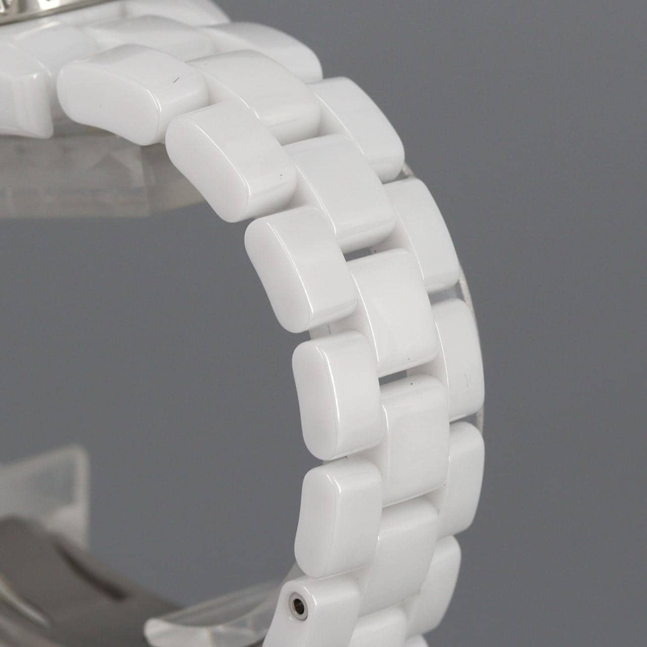 シャネル J12 グラフィティ33mmセラミック LIMITED H5239 セラミック クォーツ