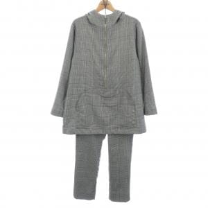 ジュンコシマダ JUNKO SHIMADA セットアップ