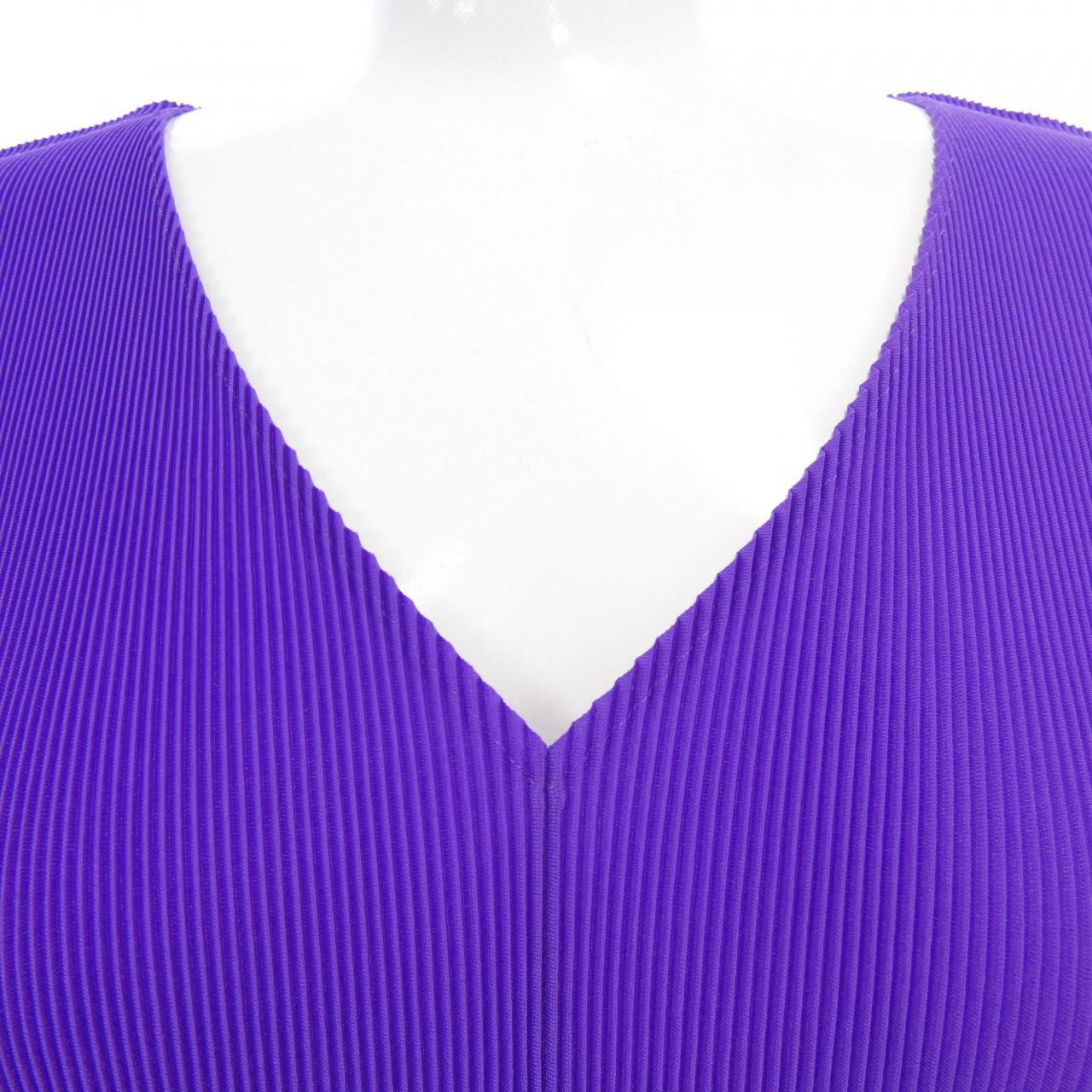 プリーツプリーズ PLEATS PLEASE トップス