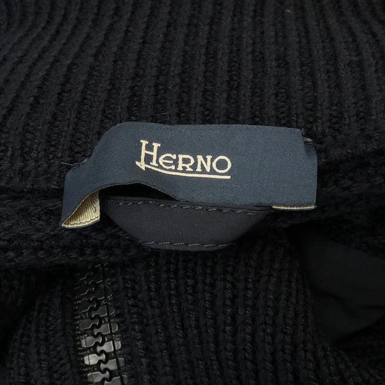 ヘルノ Herno MP000122U ダウンジャケット
