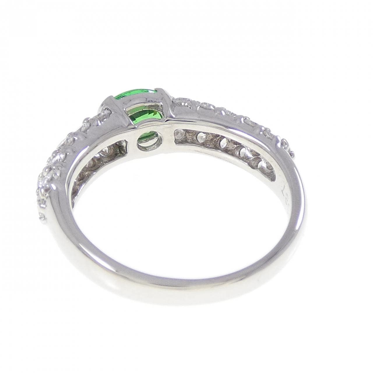 PT900 グリーンガーネット リング 0.66CT