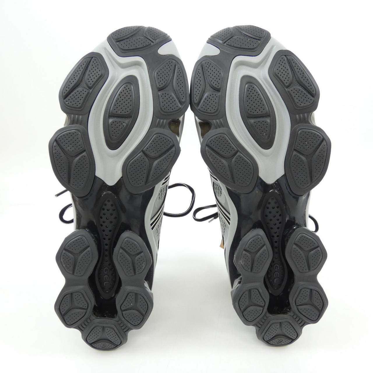アシックス ASICS 1203A270-022 スニーカー