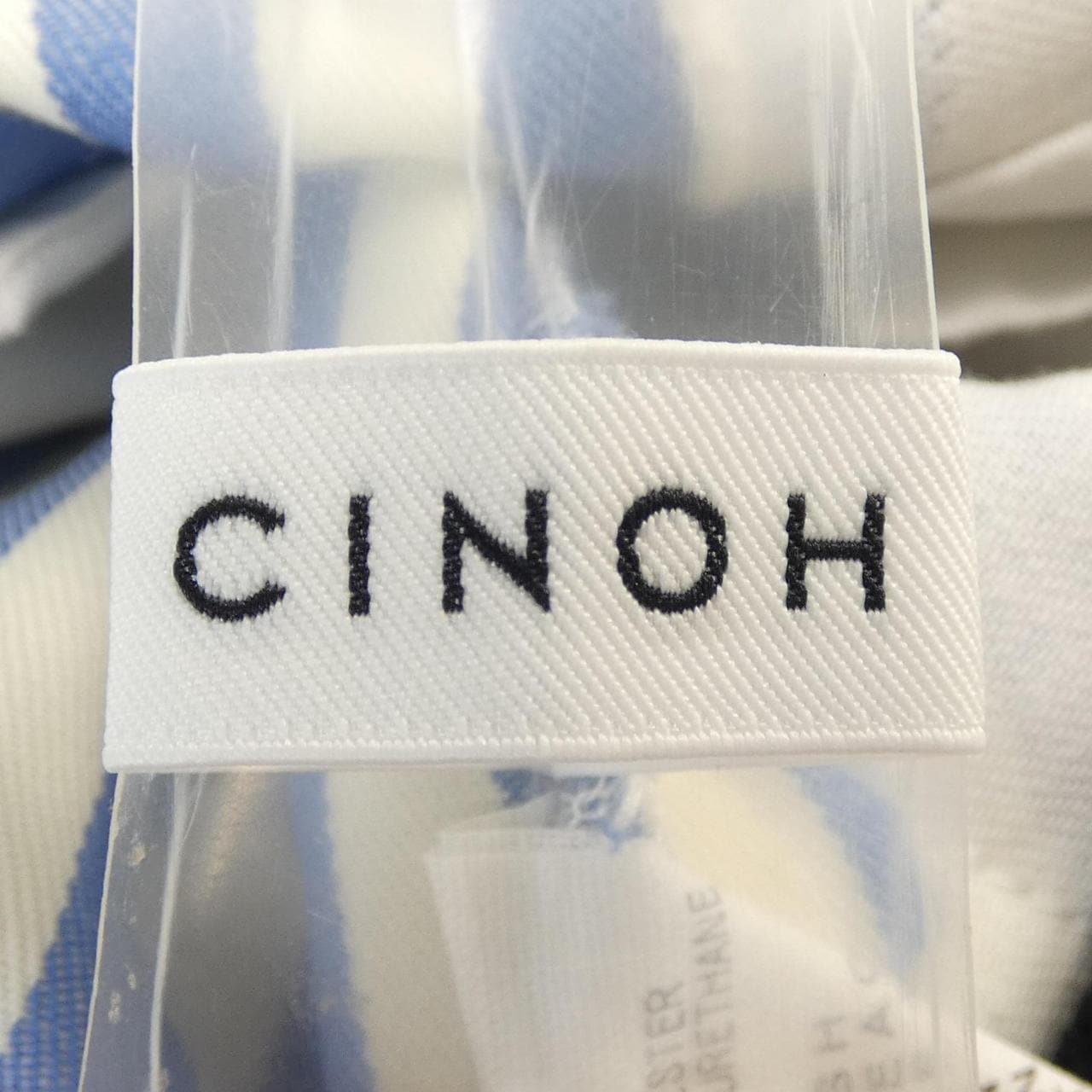 チノ CINOH パンツ