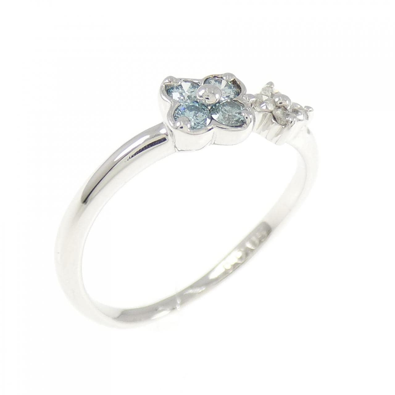 K18WG flower Diamond ring 0.13CT