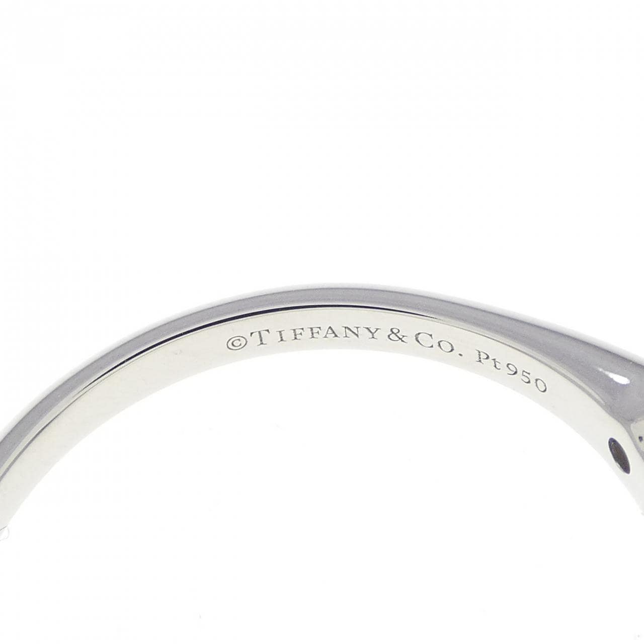 ティファニー クラシックソリティア リング 0.22CT