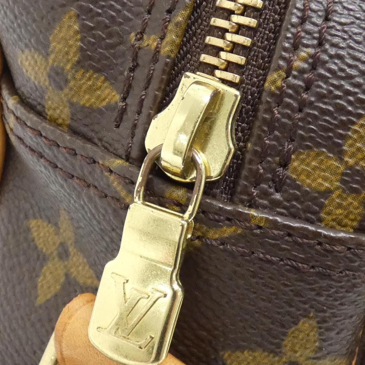 ルイヴィトン モノグラム ナイル M45244 ショルダーバッグ