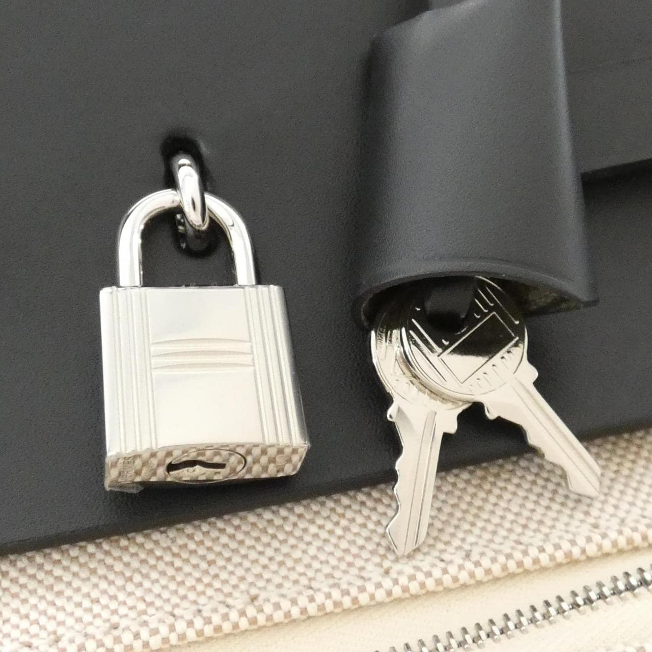 エルメス CIRCUIT 24 エールバッグ ジップ キャビン 50cm 084076CK バッグ