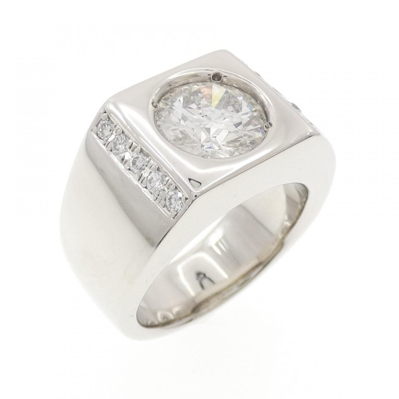 PT900 ダイヤモンド リング 2.310CT