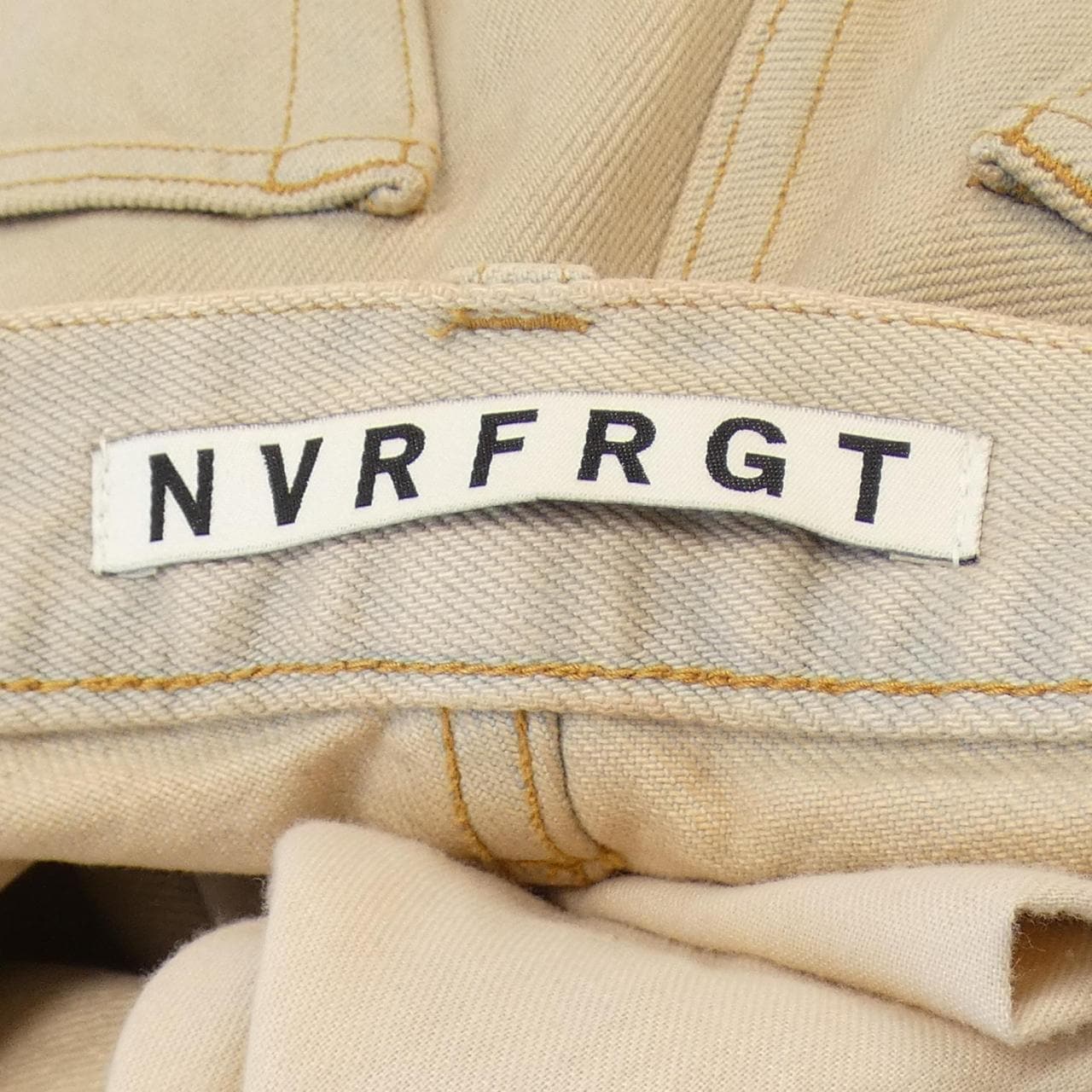 NVRFRGT パンツ
