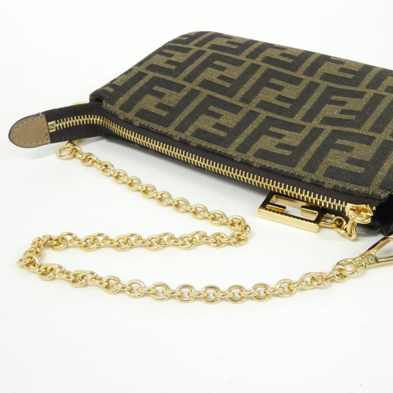 フェンディ バゲット ポーチ 8BS073 AD23 ショルダーバッグ