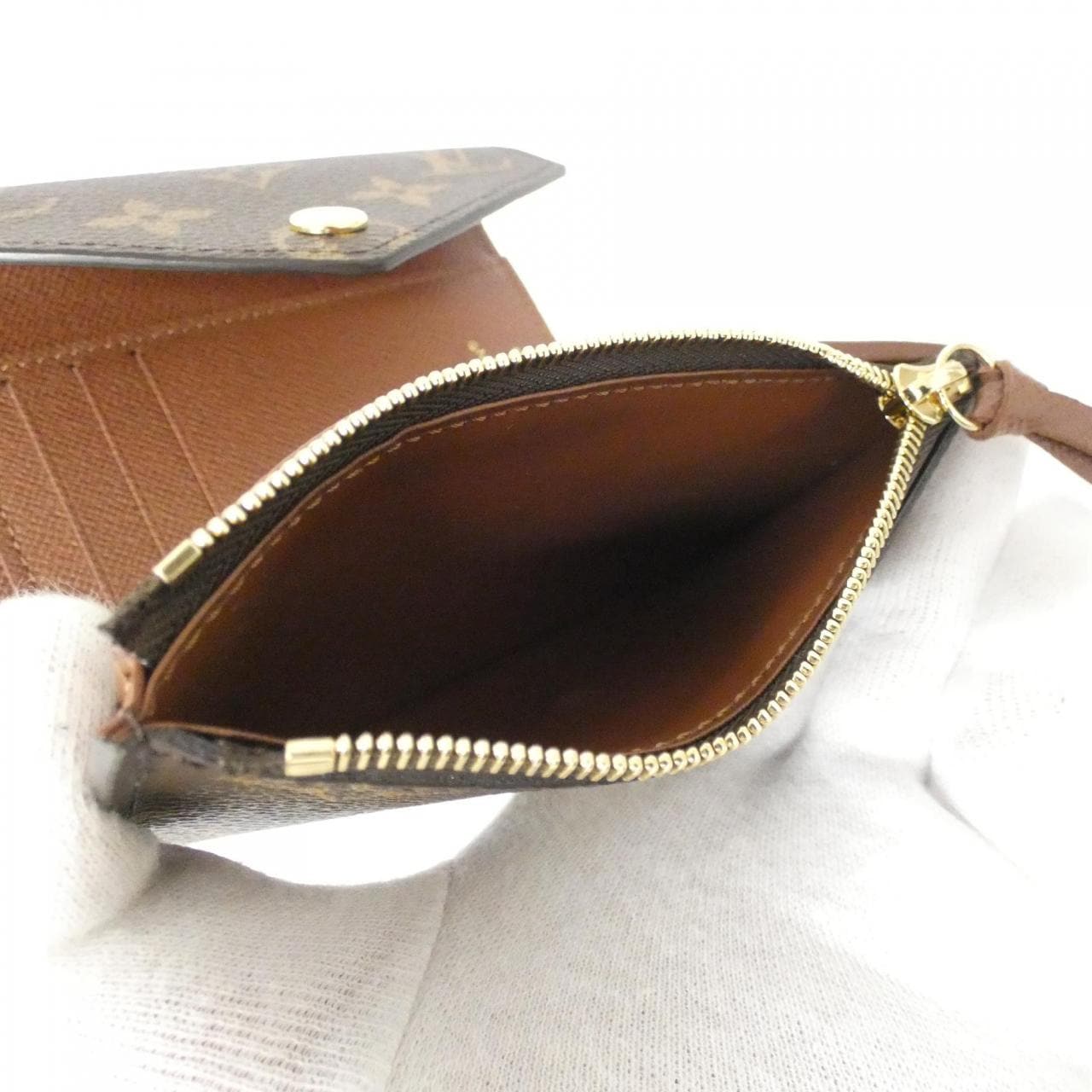 ルイヴィトン モノグラム ポルトフォイユ ヴィクトリーヌ M62472 財布