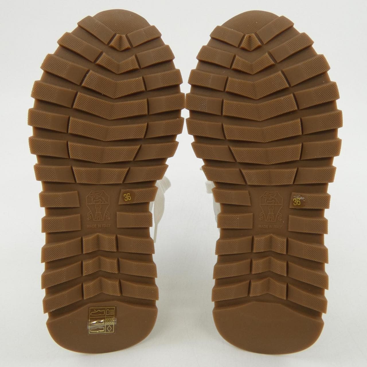 ブルネロクチネリ BRUNELLO CUCINELLI スニーカー