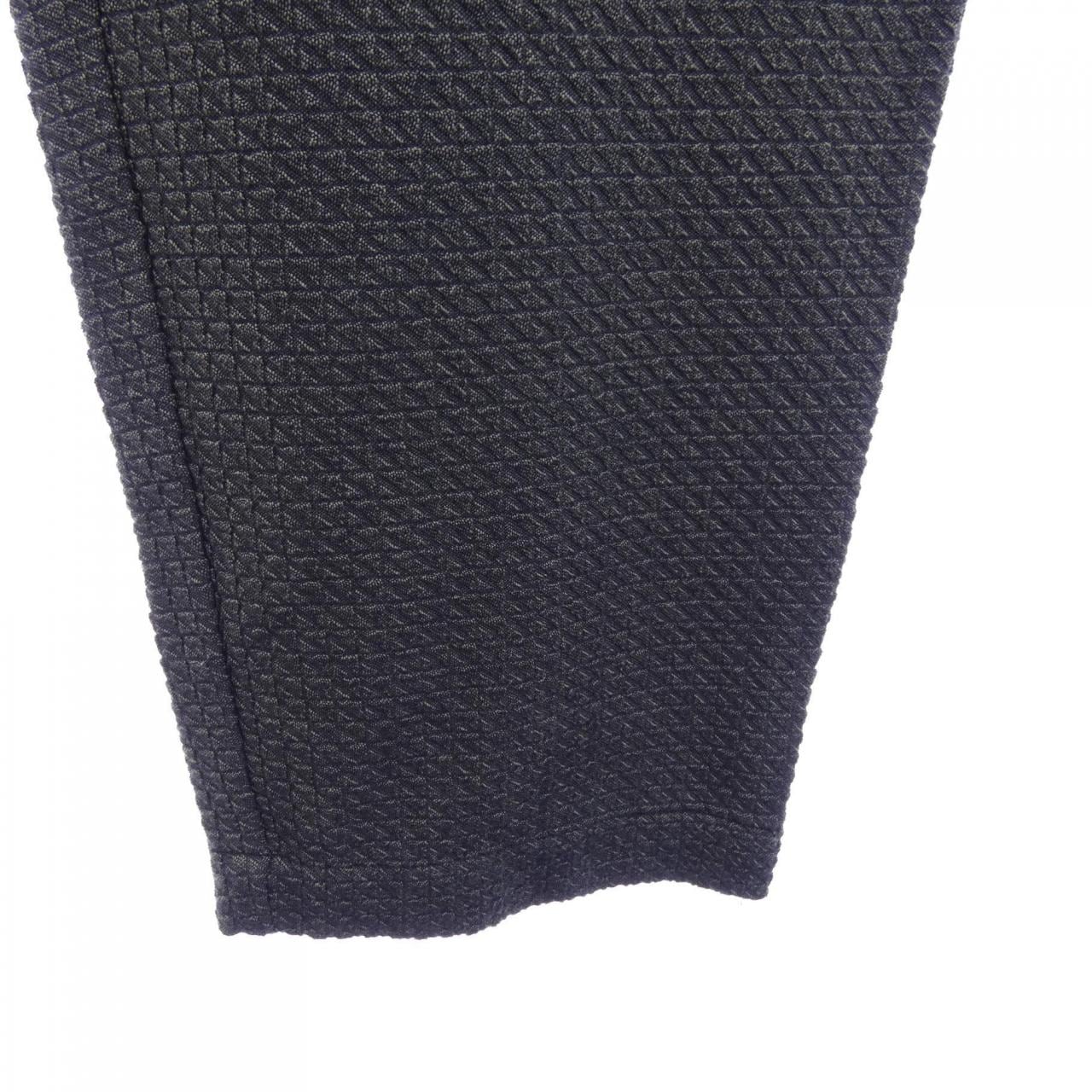 エンポリオアルマーニ EMPORIO ARMANI パンツ