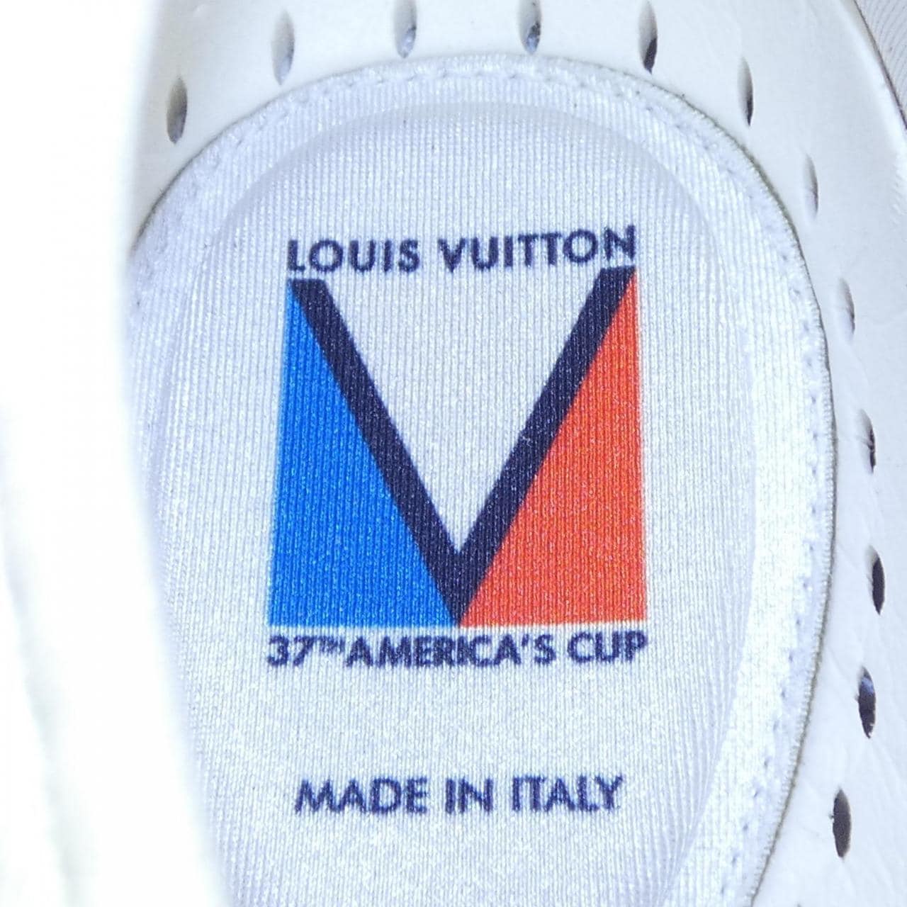ルイヴィトン LOUIS VUITTON 37TH AMERICA'S CUP LVバラクーダライン スニーカー