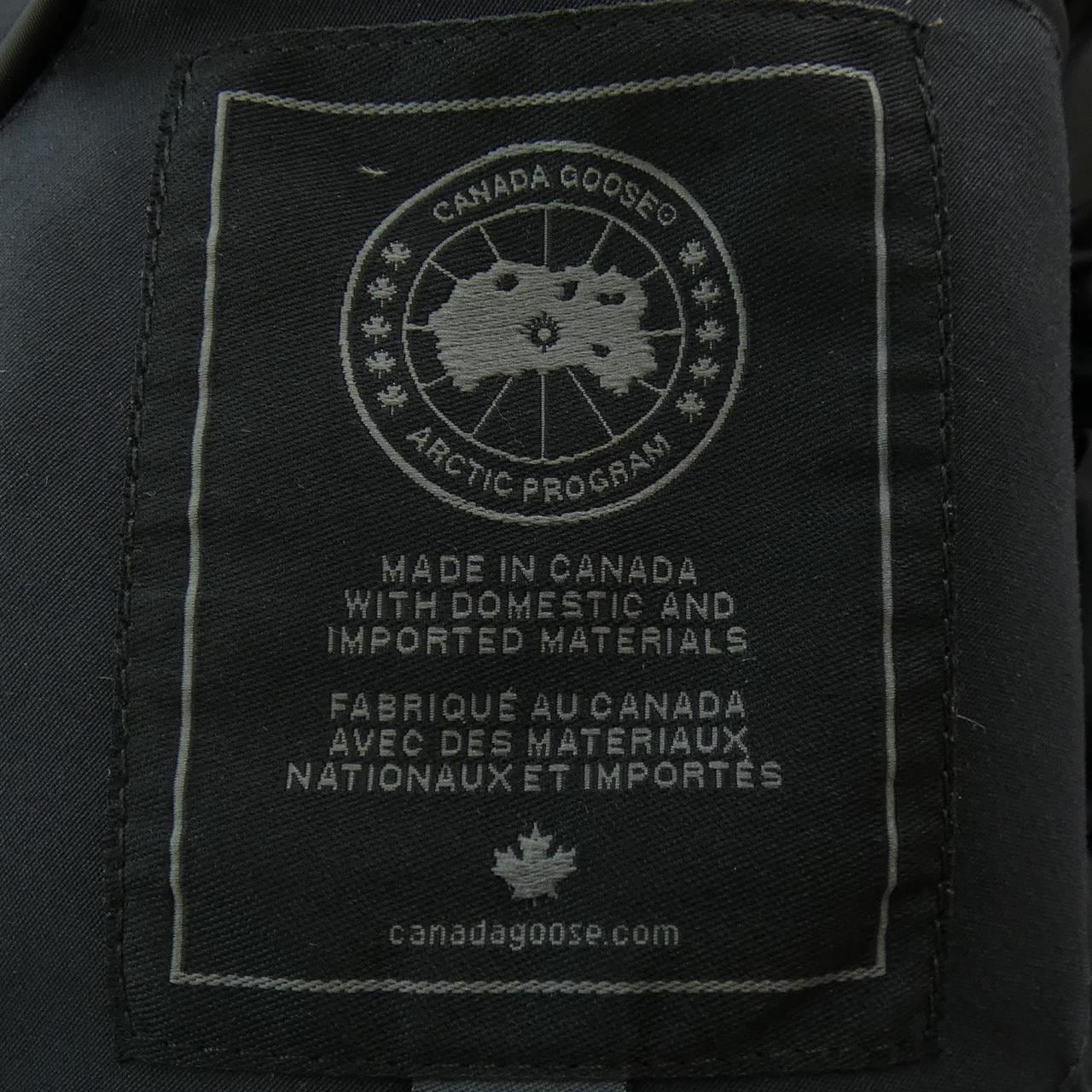 加拿大鵝CANADA GOOSE羽絨服