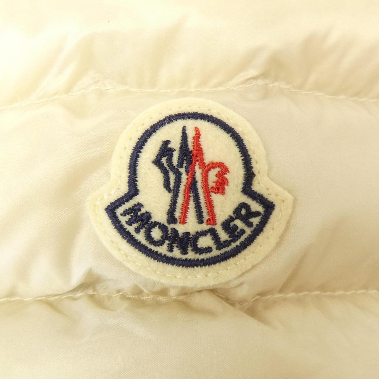 モンクレール MONCLER ダウンジャケット