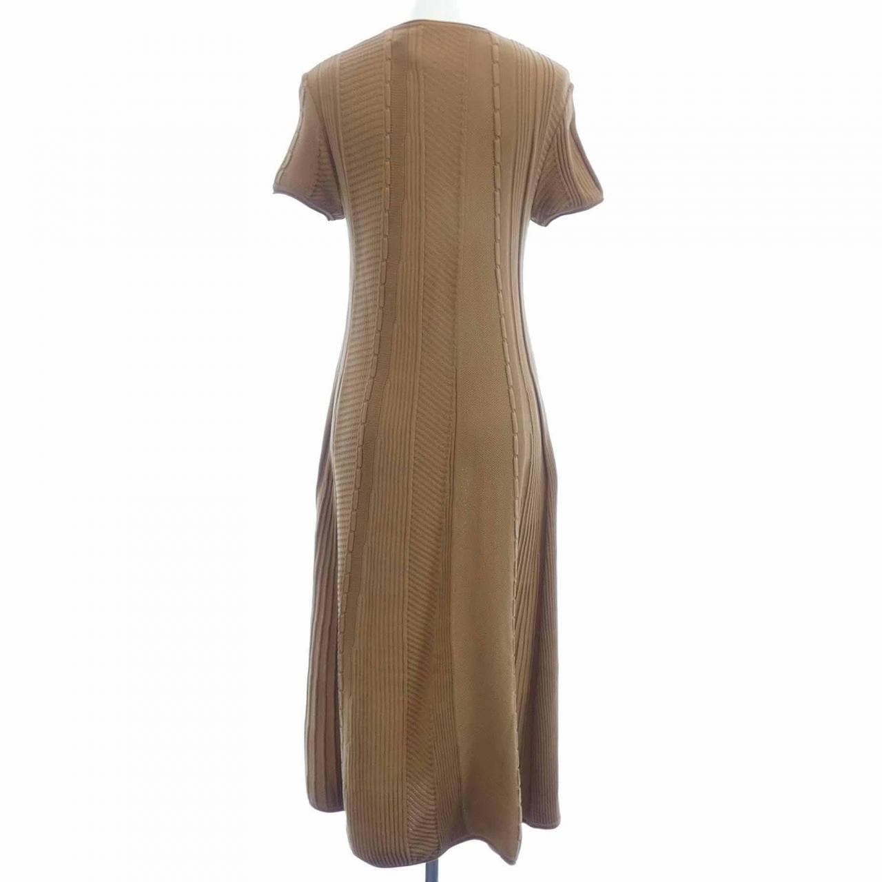 サルヴァトーレフェラガモ SALVATORE FERRAGAMO ワンピース