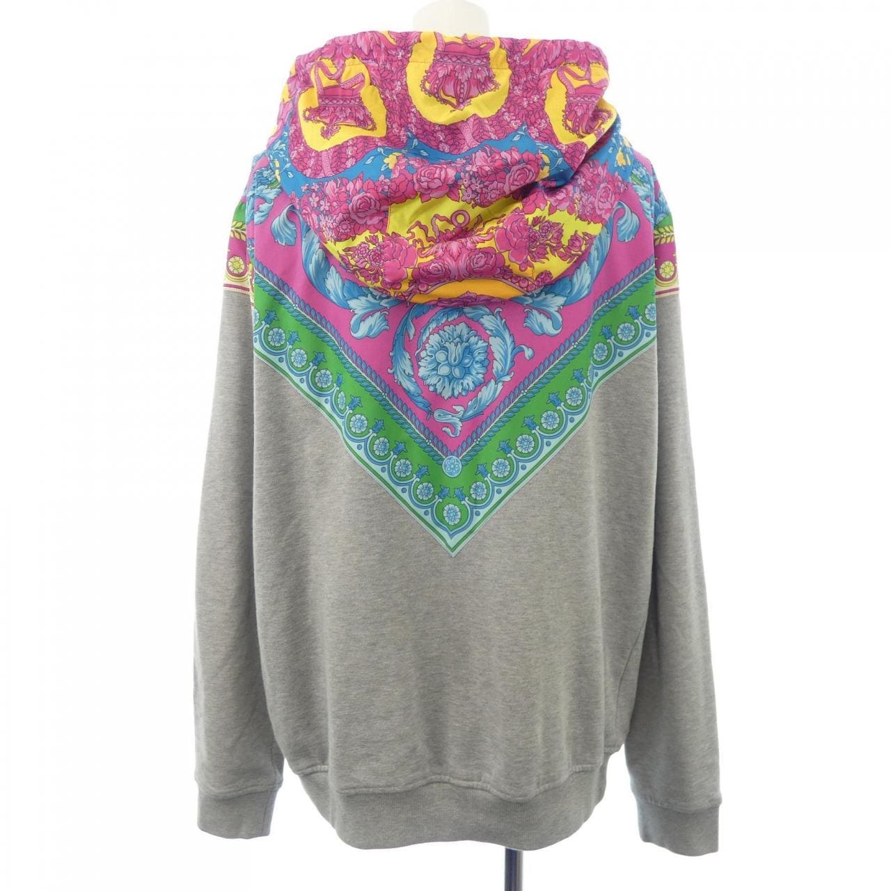 ヴェルサーチェ VERSACE A83088 パーカー