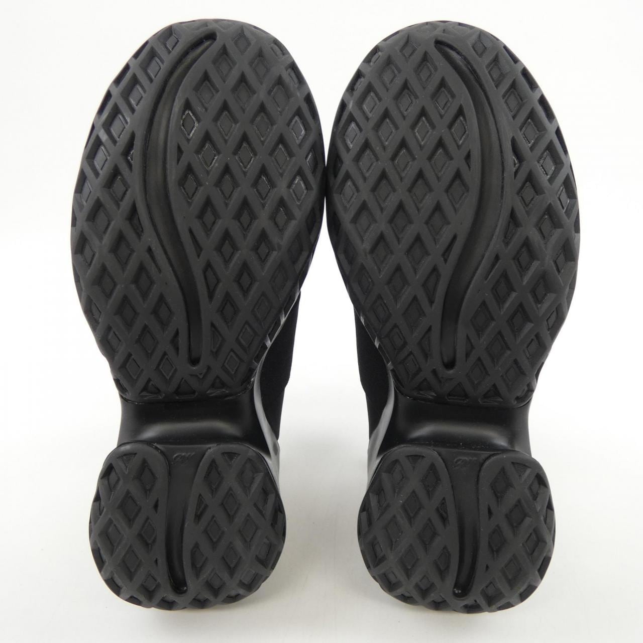 ロジェヴィヴィエ ROGER VIVIER ヴィヴ ラン スニーカー