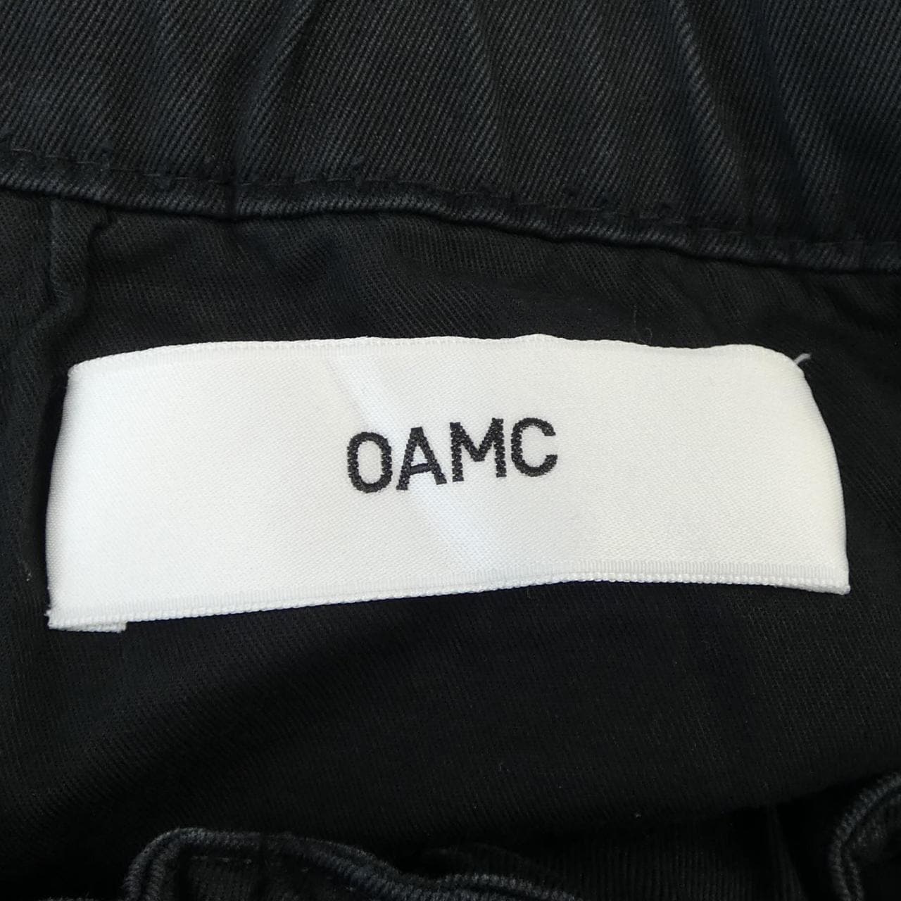 オーエーエムシー OAMC パンツ