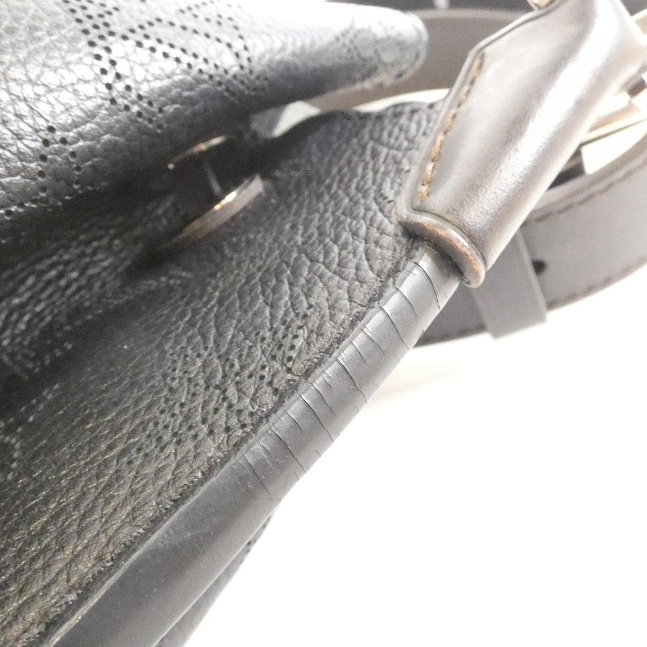 ルイヴィトン マヒナ ムリア M55800 ショルダーバッグ