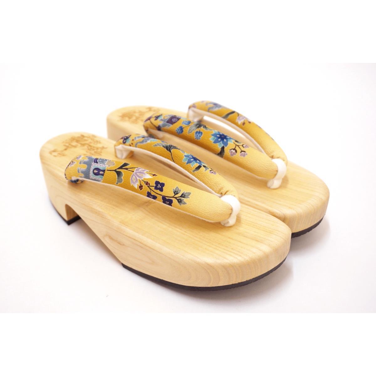 【新品】女草履　Ｆサイズ【岡重】