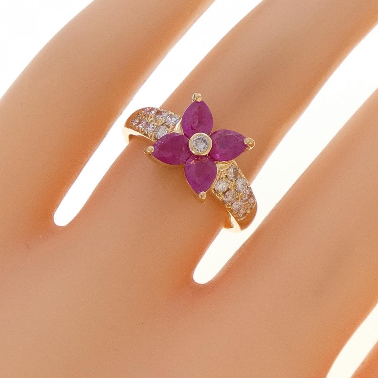 K18YG フラワー ルビー リング 1.00CT
