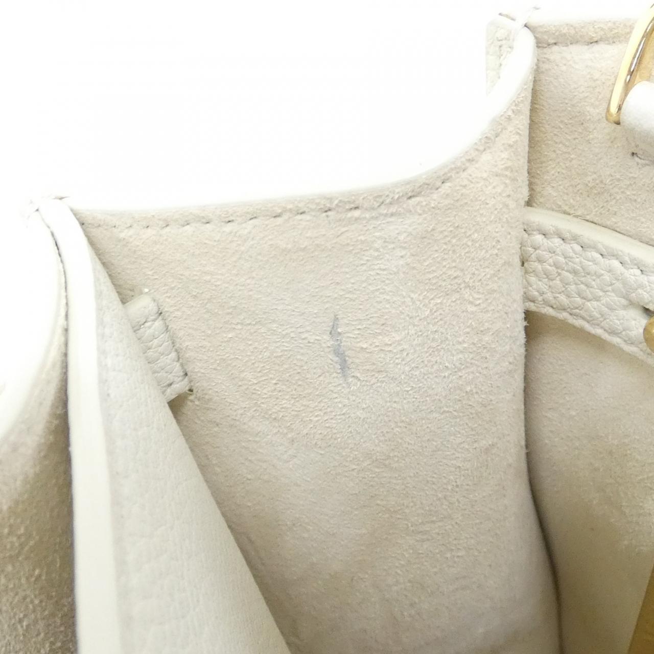 サルヴァトーレフェラガモ NEW THE STUDIO 21 A112 バッグ