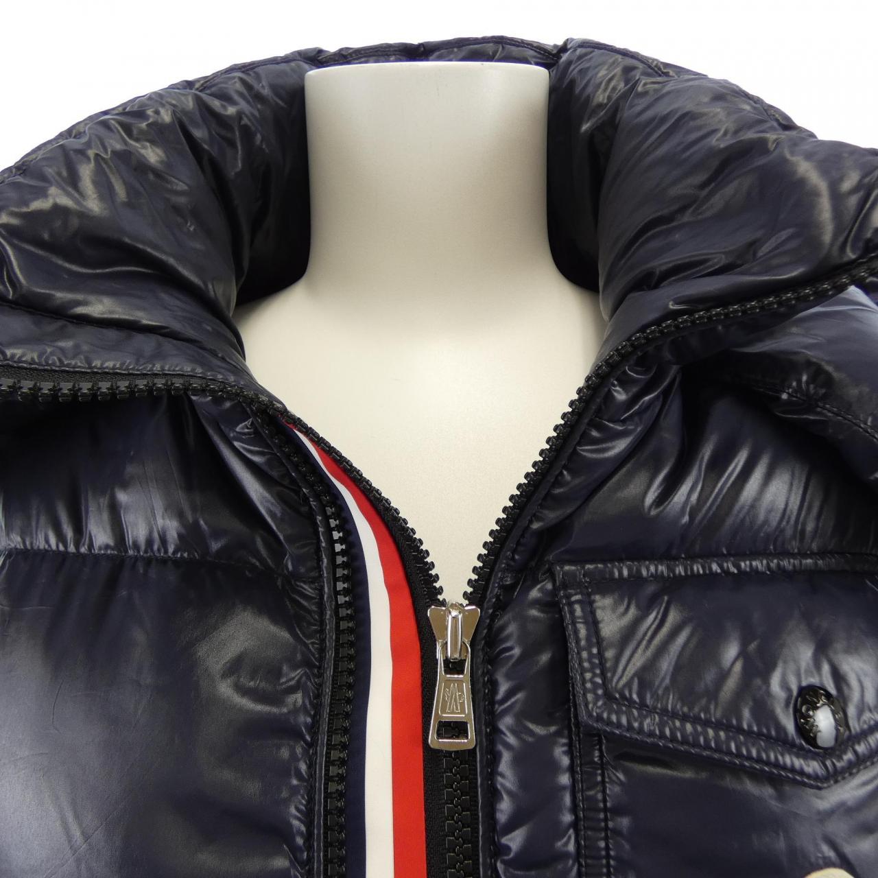 モンクレール MONCLER MONTBELIARD ダウンジャケット