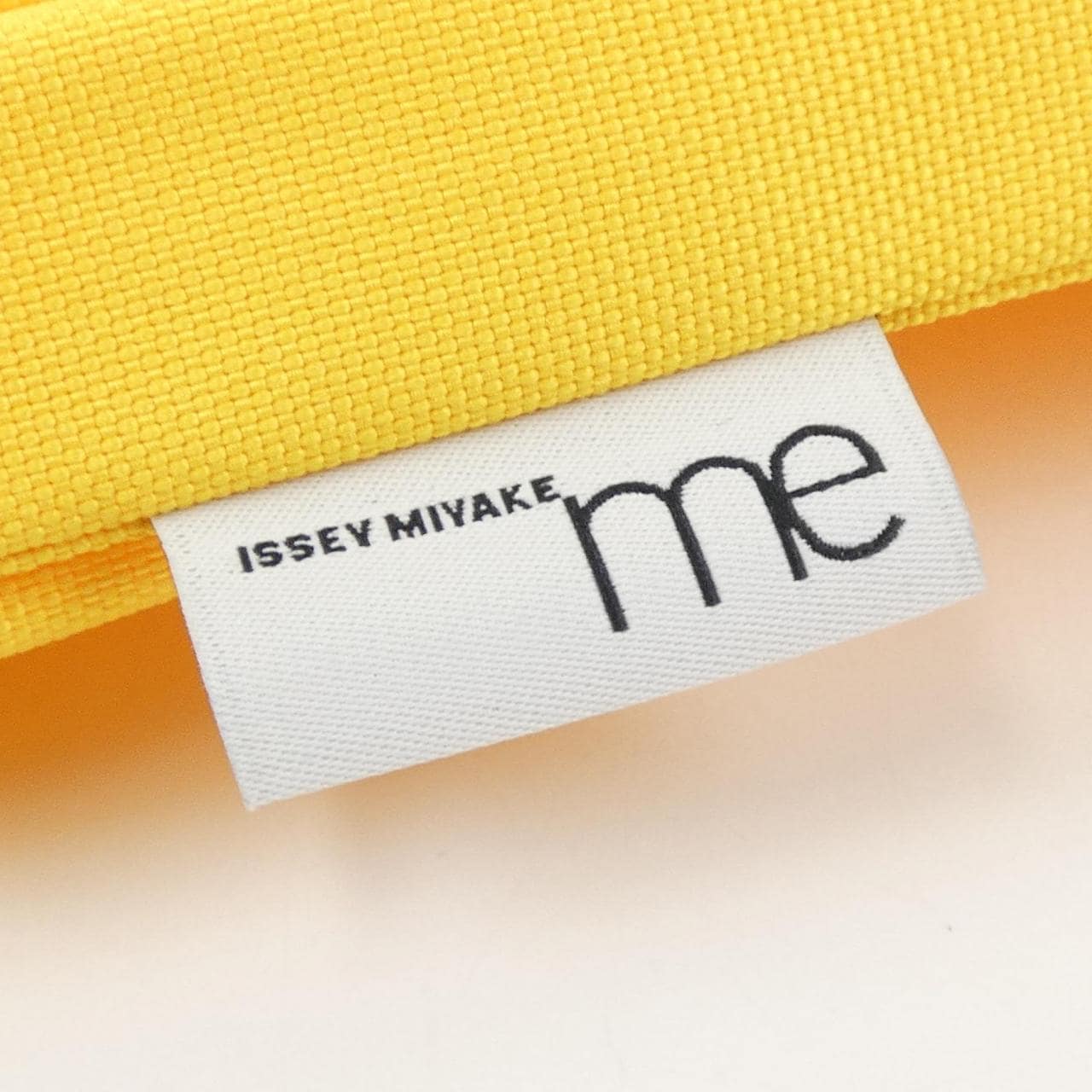 me ISSEY MIYAKE me ISSEY MIYAKE BAG