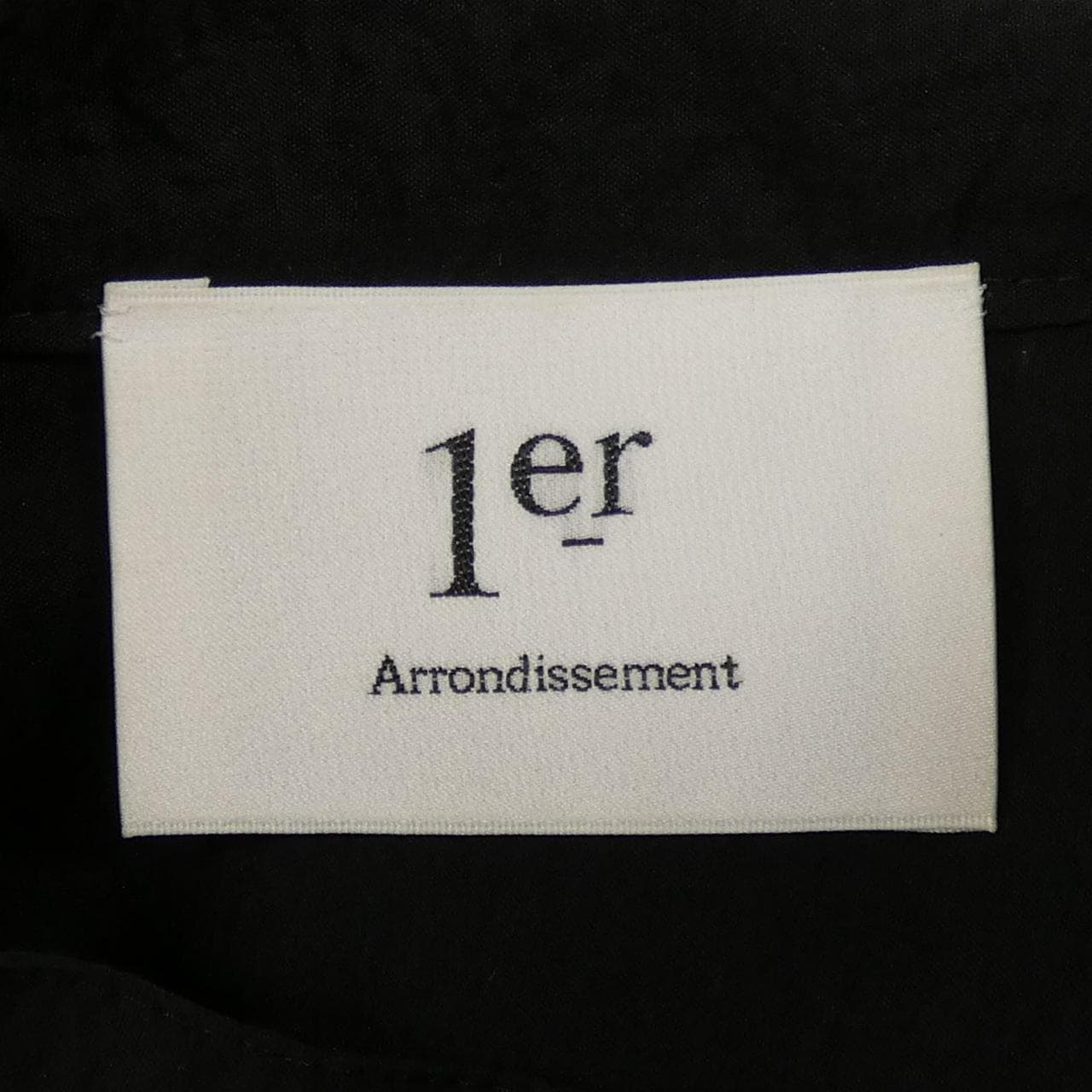 プルミエアロンディスモン 1er Arrondissement ワンピース