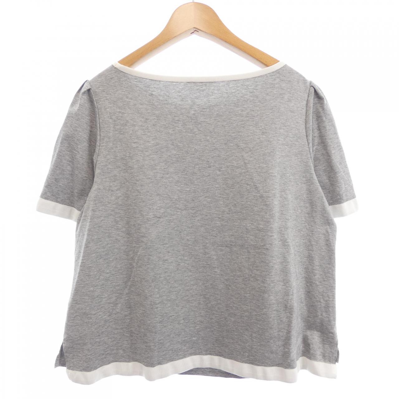 トゥービーシック TO BE CHIC Tシャツ