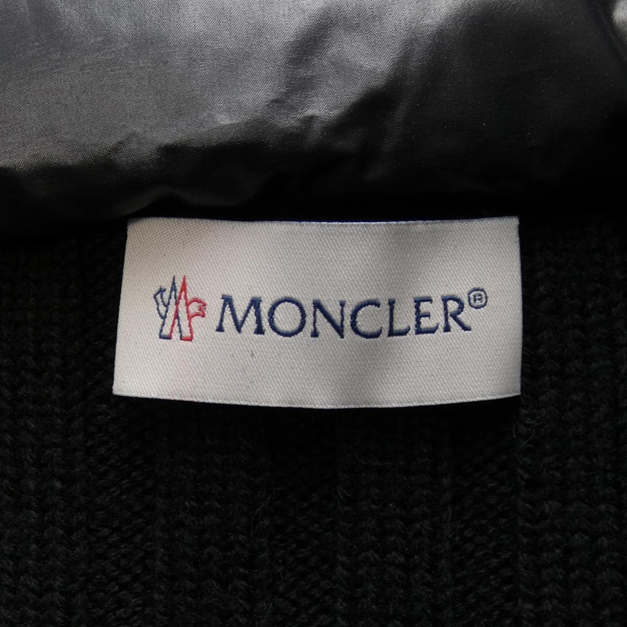 モンクレール MONCLER ダウンジャケット