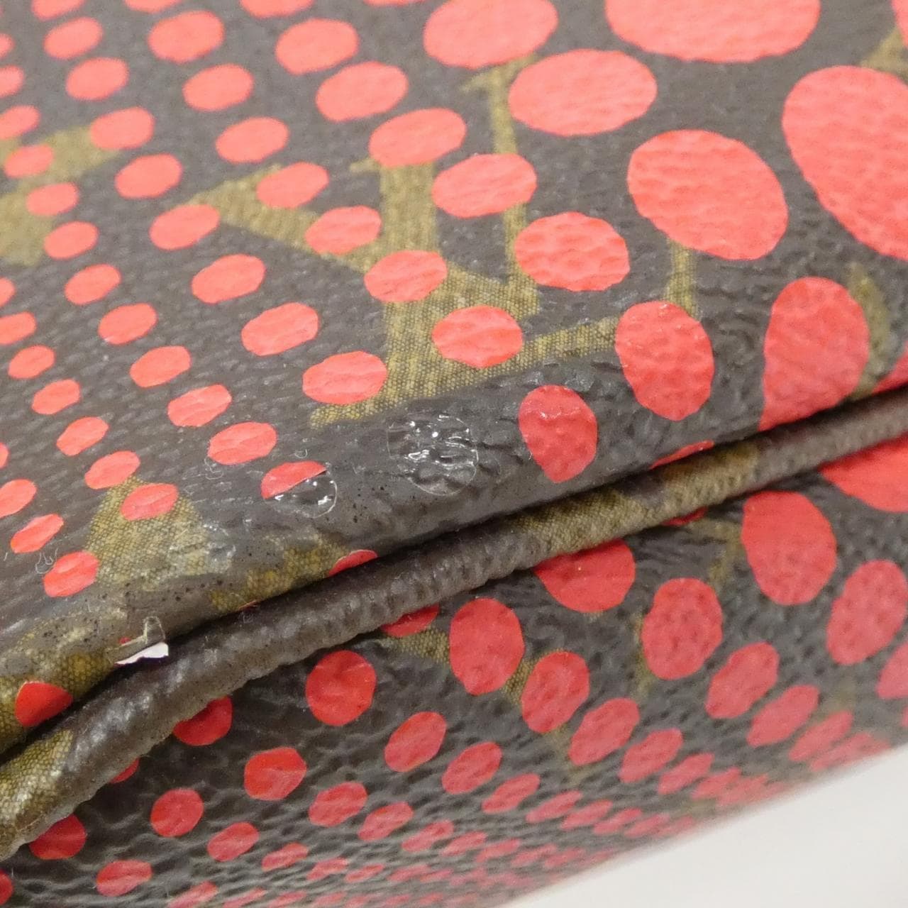 ルイヴィトン モノグラム ウェーブ(ヤヨイクサマ) ネヴァーフル MM M40686 バッグ