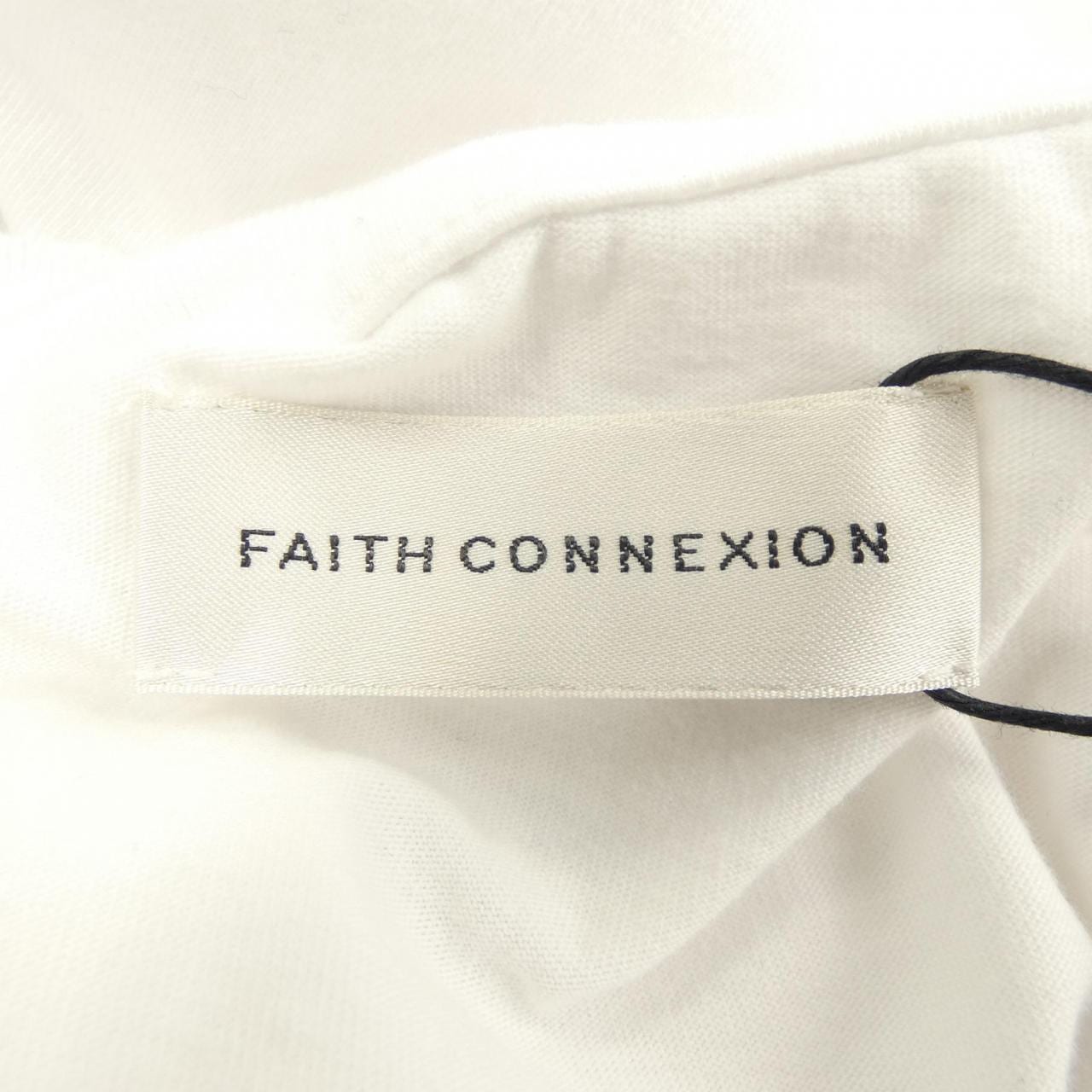 フェイスコネクション FAITH CONNEXION Tシャツ