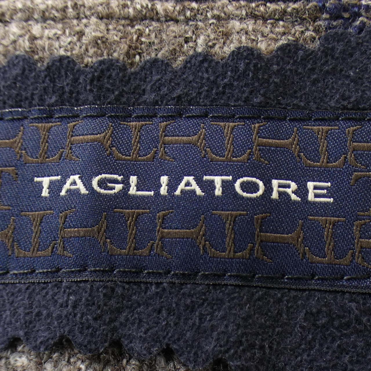 タリアトーレ TAGLIATORE ジャケット