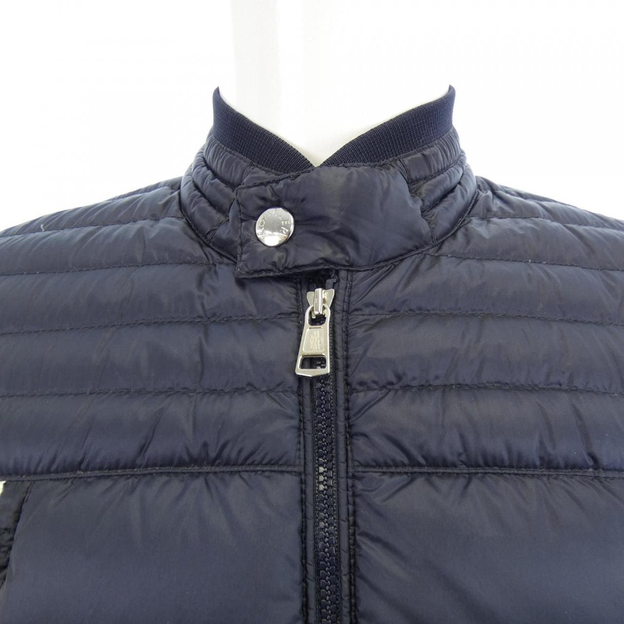 モンクレール MONCLER FORET ダウンジャケット