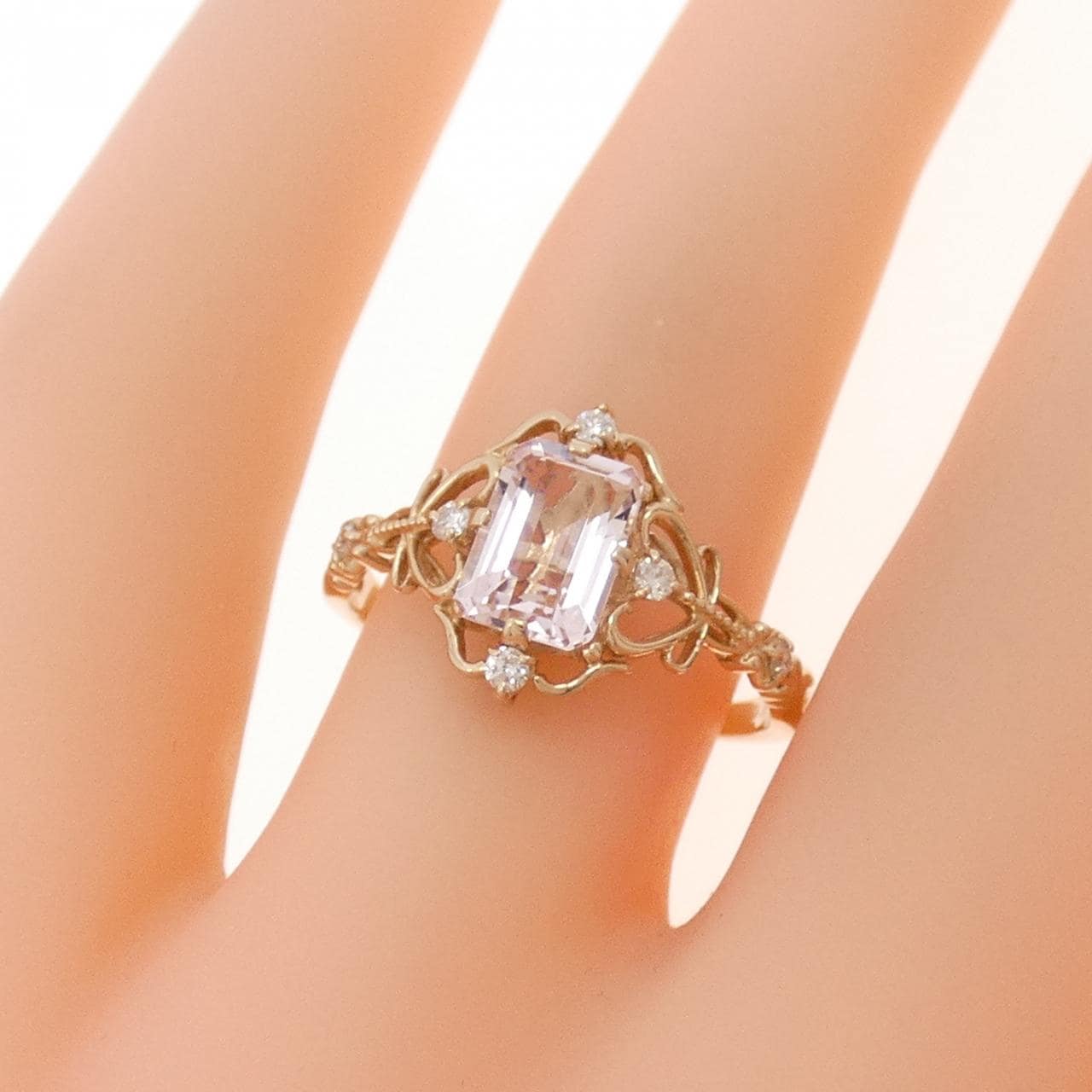 K18PG ベリル リング 0.83CT