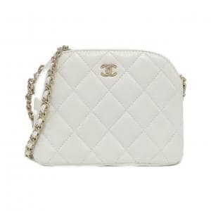 CHANEL accessories (and others)