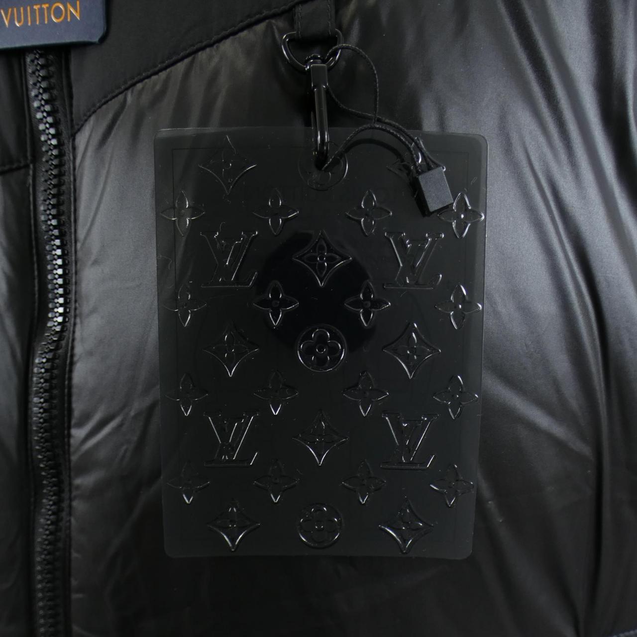 ルイヴィトン LOUIS VUITTON リバーシブルウインタリーダウンパーカ HOK50ETI4 ダウンコート