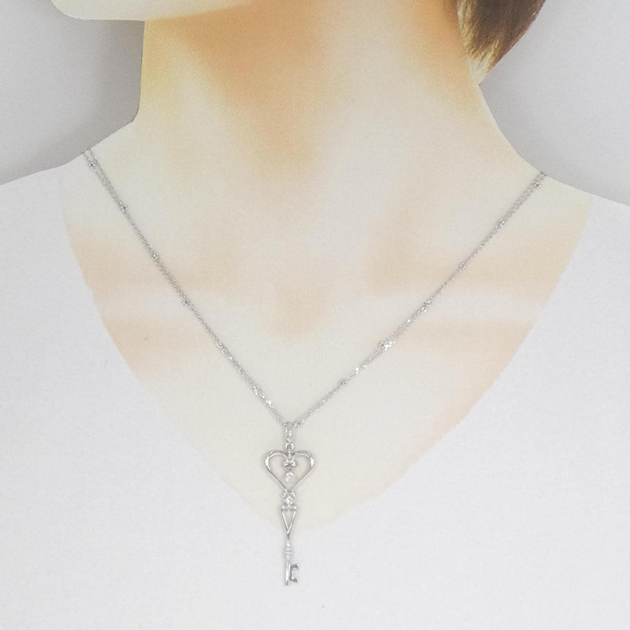 K18WG キー×ハート ダイヤモンド ネックレス 0.15CT