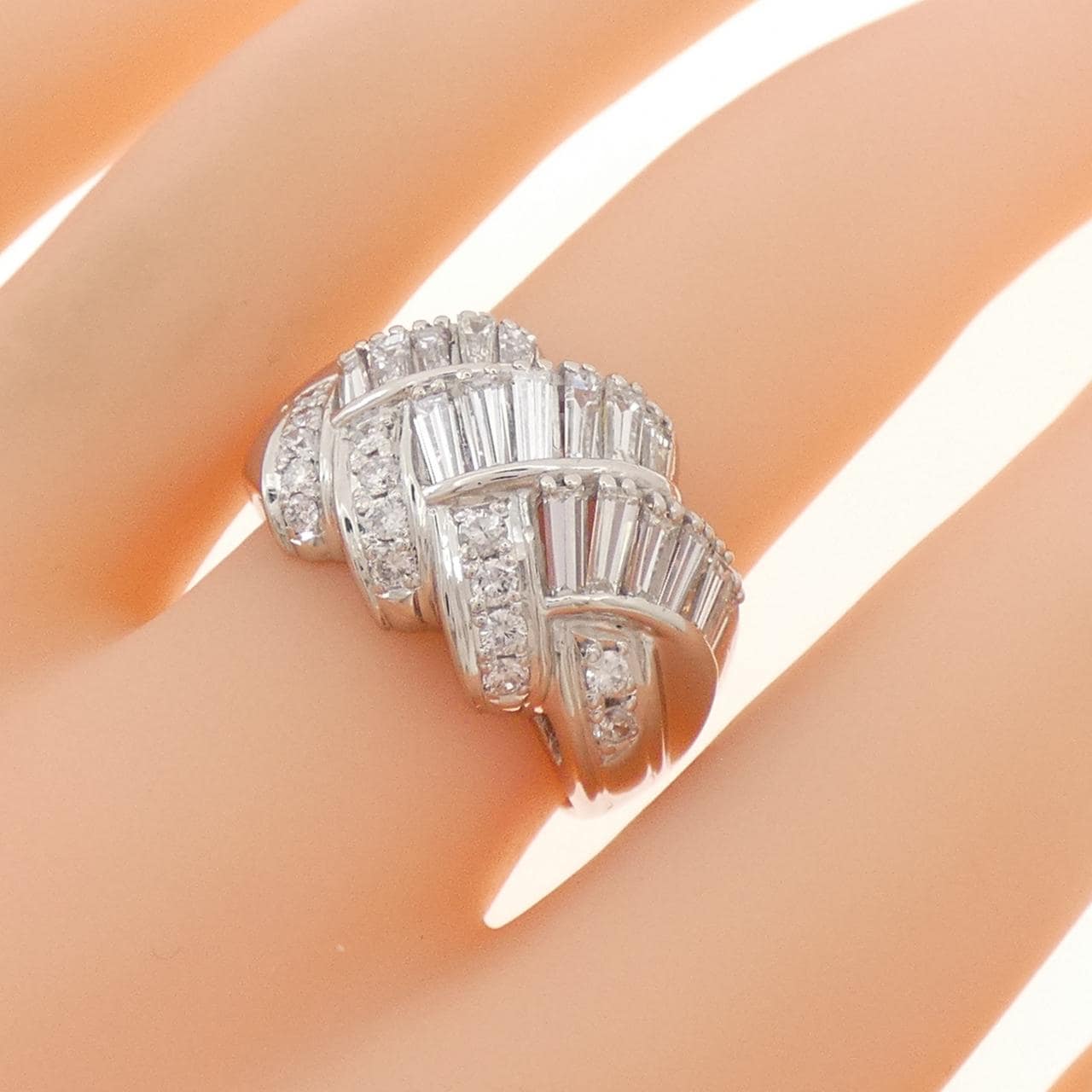 PT900 Diamond Ring 1.86CT