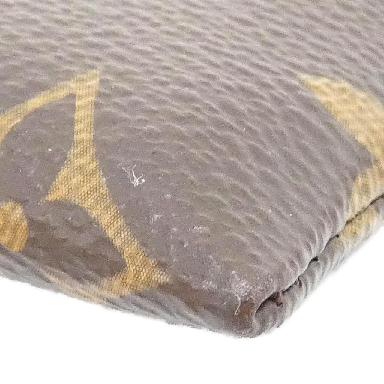 LOUIS VUITTON Monogram Macassar Pochette Discovery M69411 包