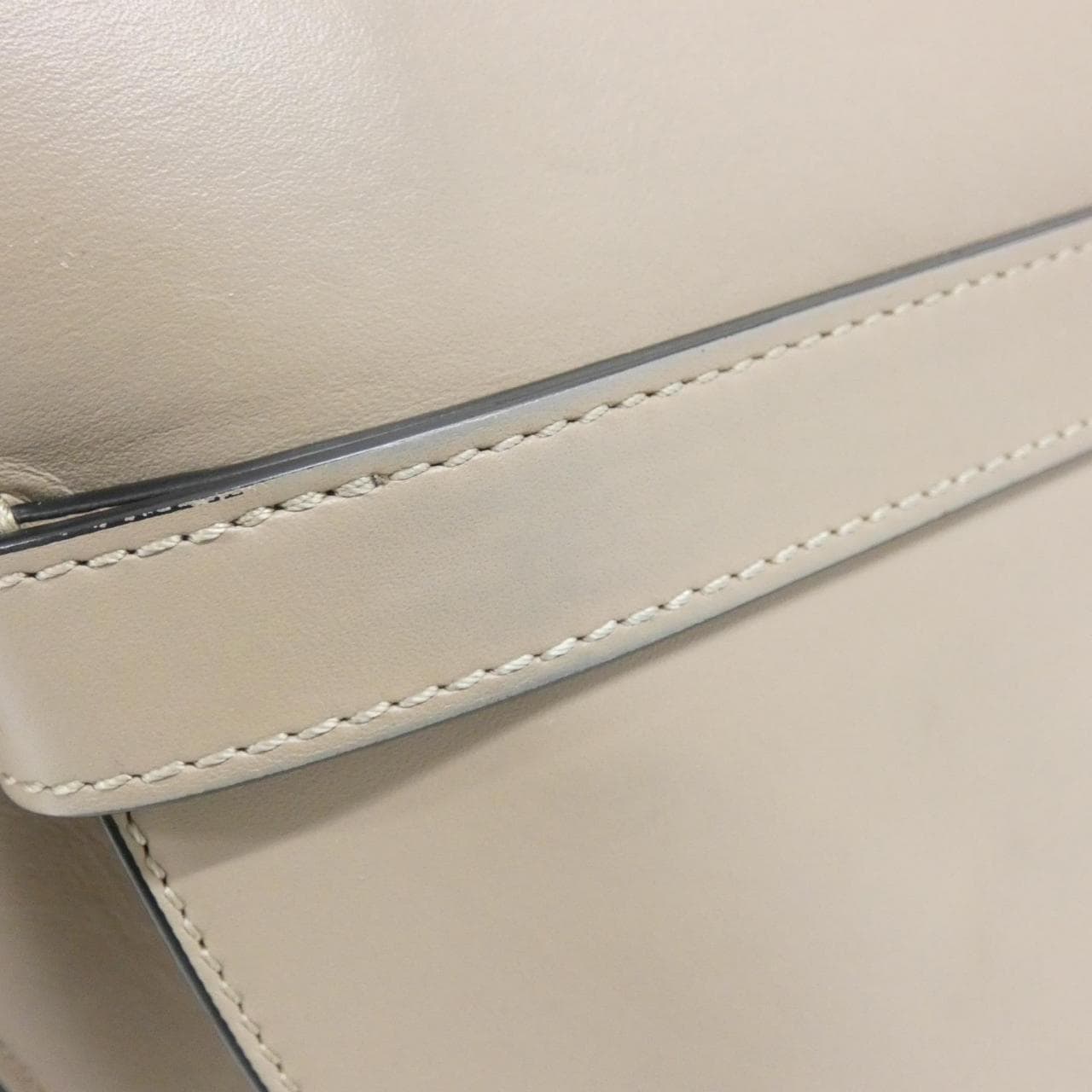 ロエベ ゲート スモール A650T20X40 ショルダーバッグ