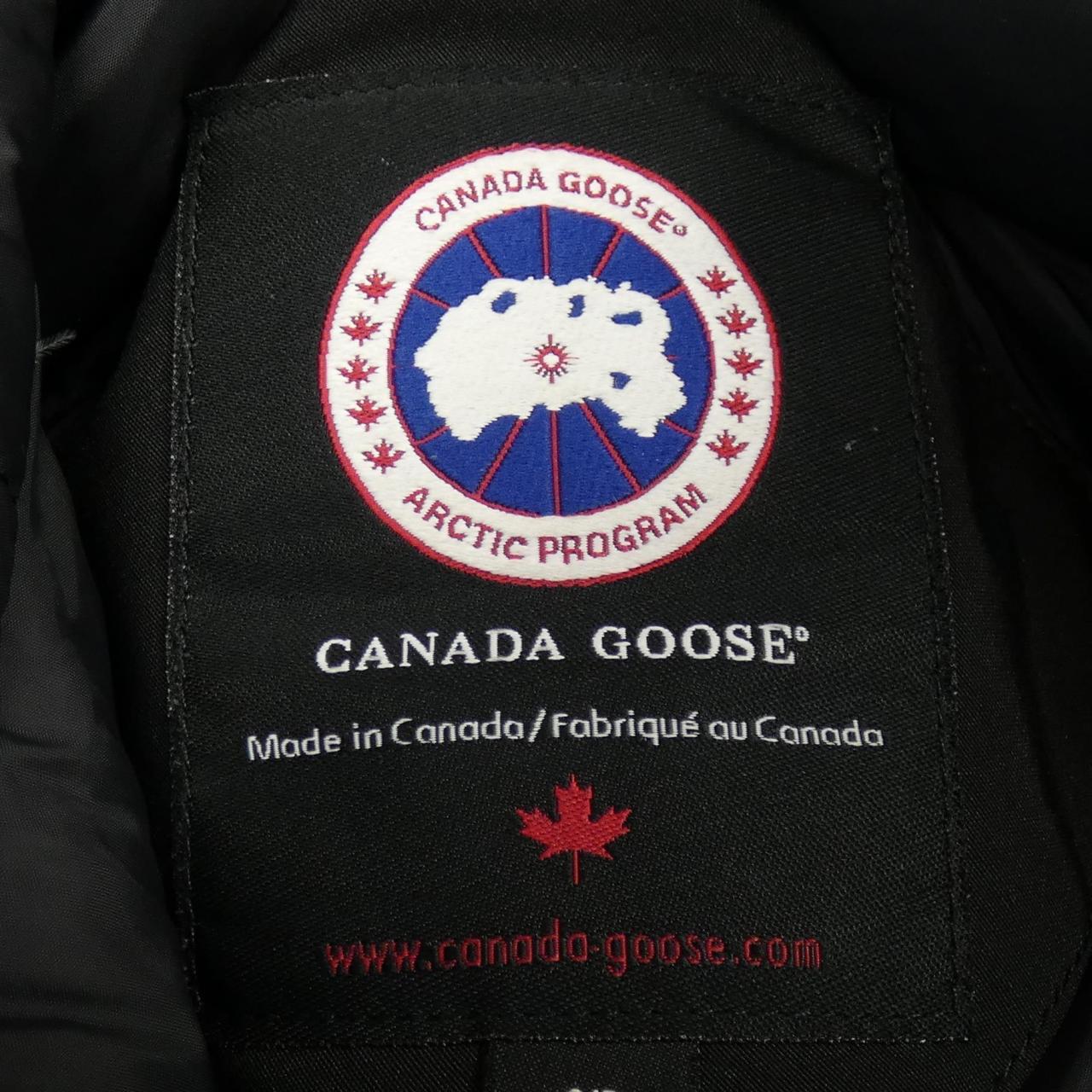 Canada goose CANADA GOOSE down coat